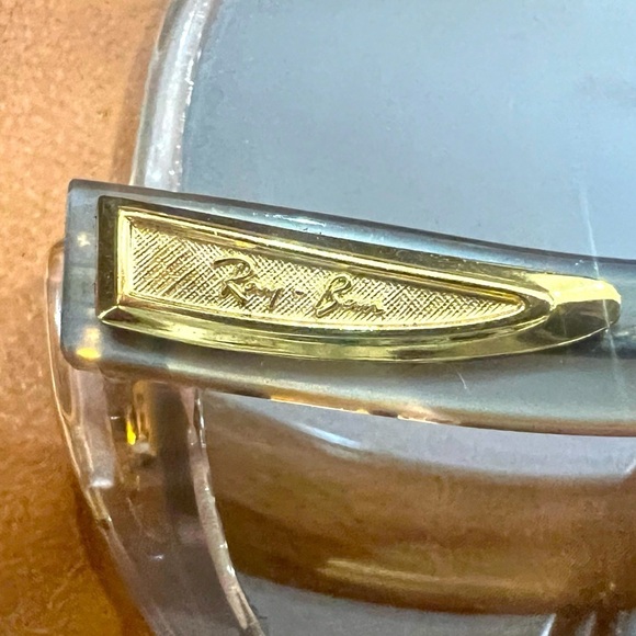 Ray-Ban USA  Vintage 1960s B&L Butterfly Sunglasses - Picture 5 of 6